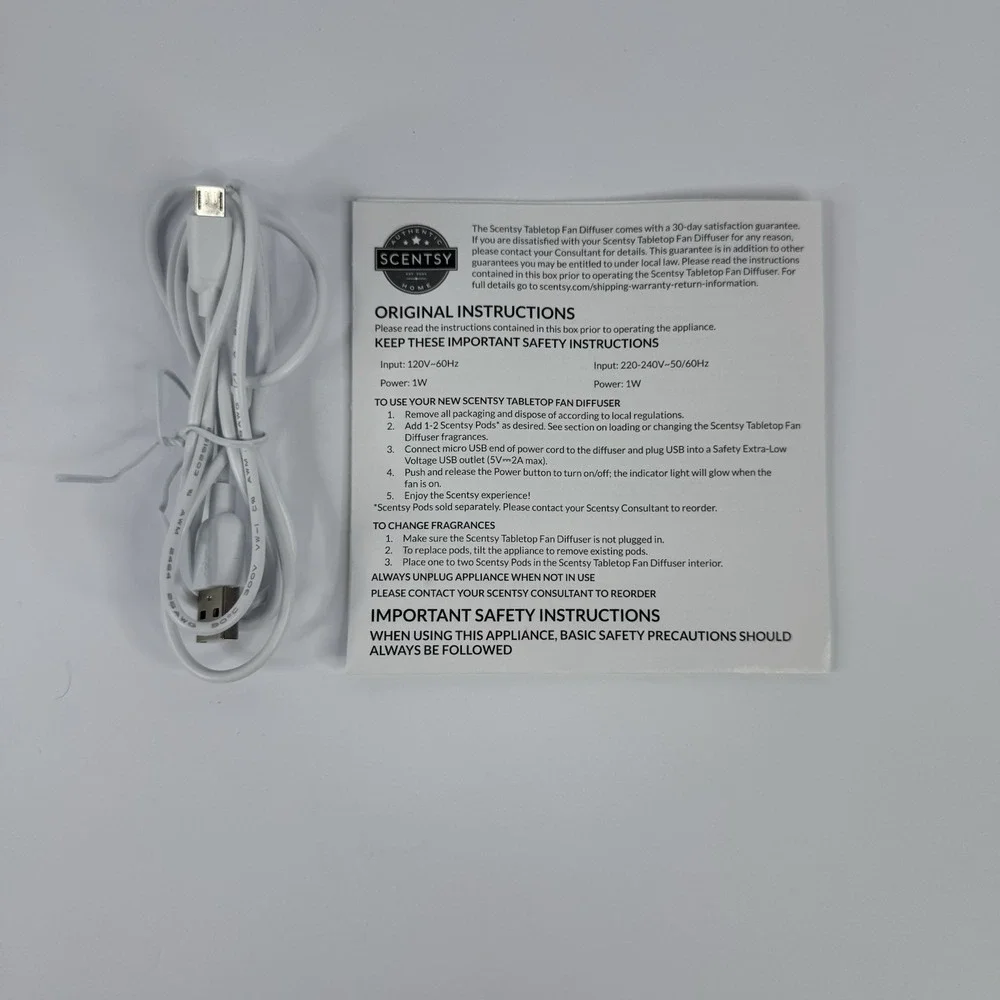 Scentsy Tabletop Fan Diffuser Charming Snowman NIB With Sleigh Ride Scentsy Pods